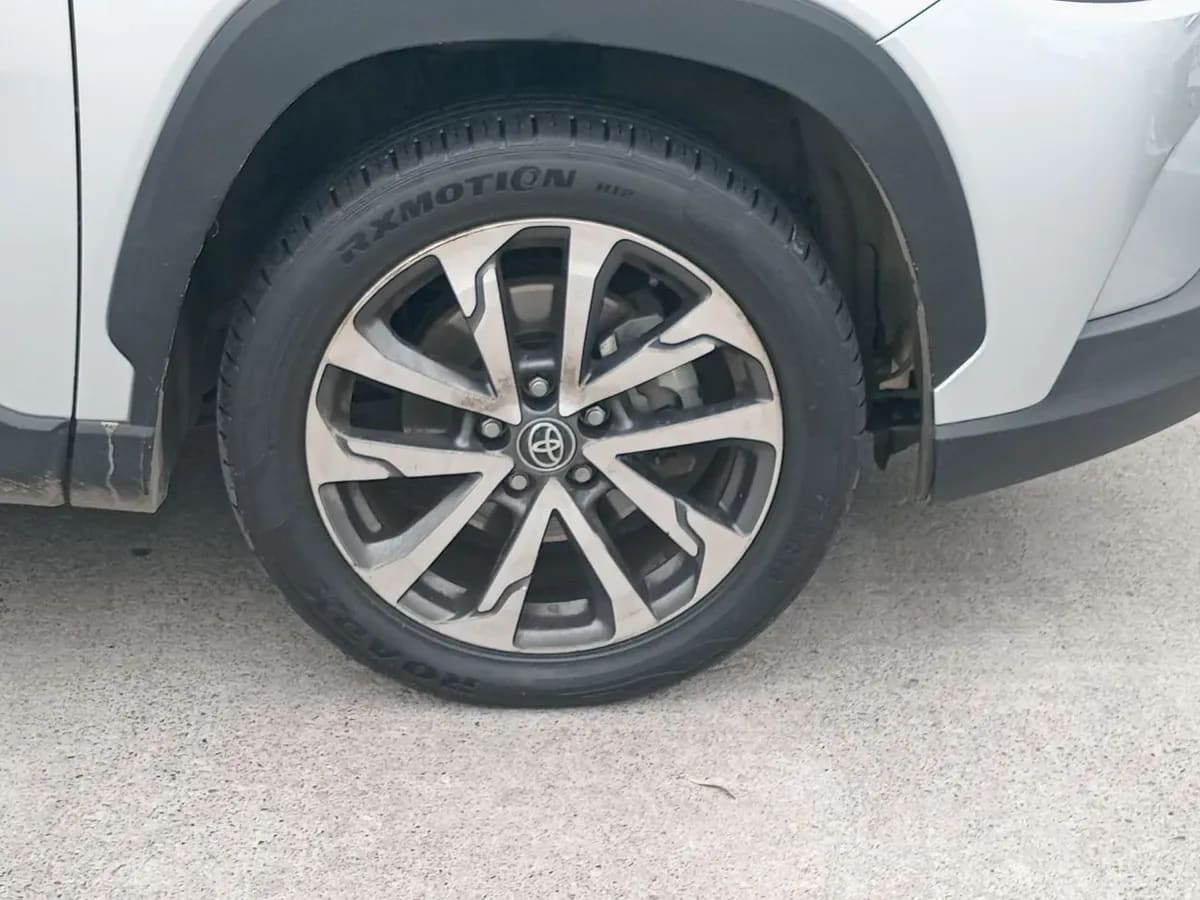 Toyota Corolla Cross 2.0 Seg 4x2 Cvt At 5p año 2023