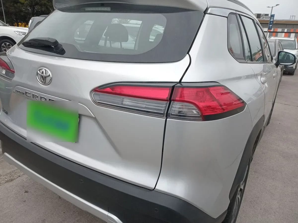 Toyota Corolla Cross 2.0 Seg 4x2 Cvt At 5p año 2023