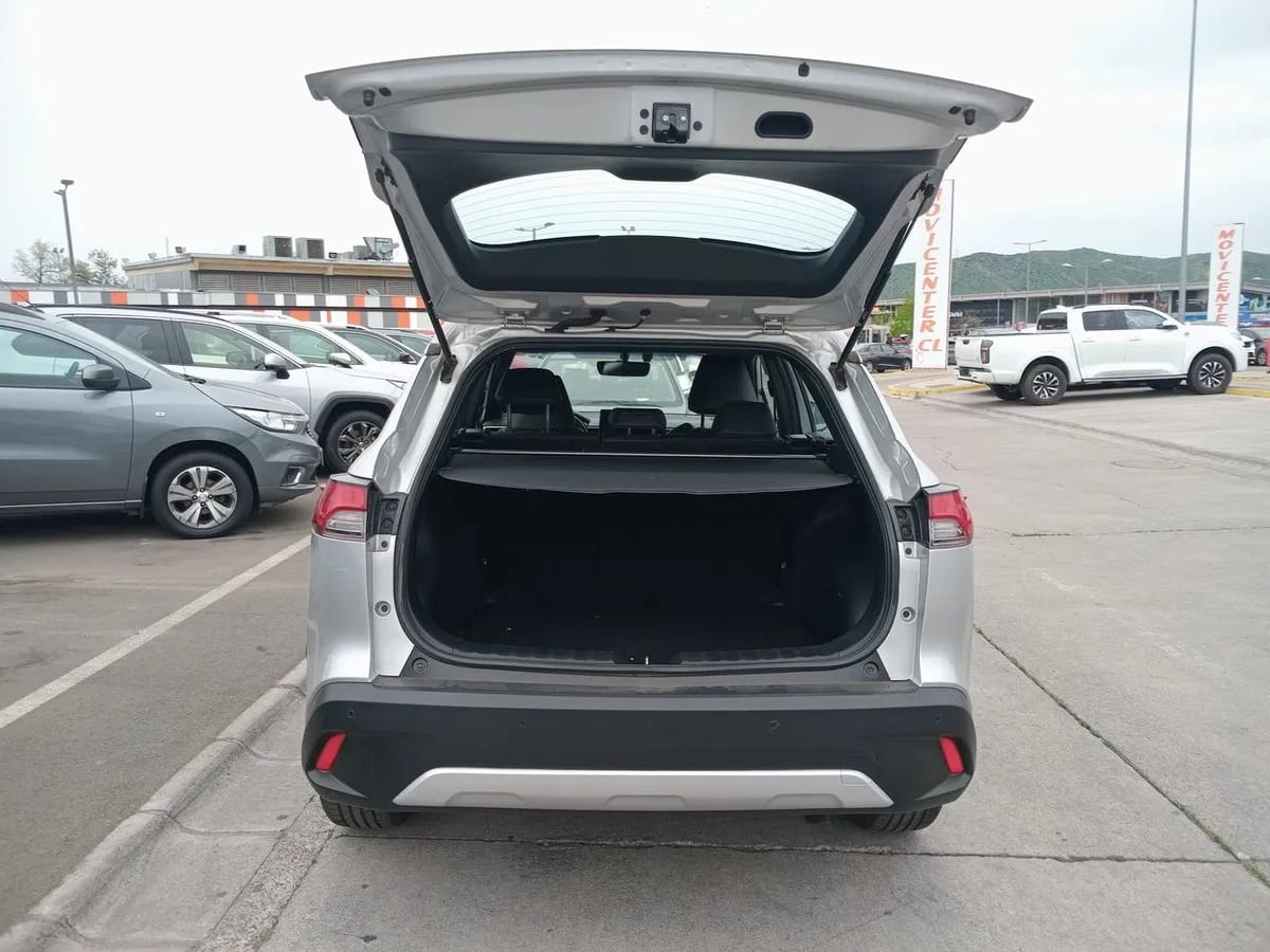 Toyota Corolla Cross 2.0 Seg 4x2 Cvt At 5p año 2023