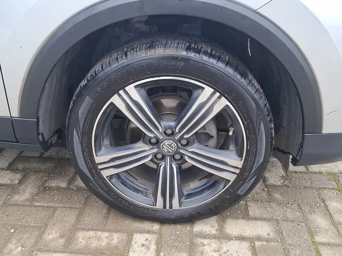 MG Mg Zs 1.5 Comfort 4x2 At 5p año 2021