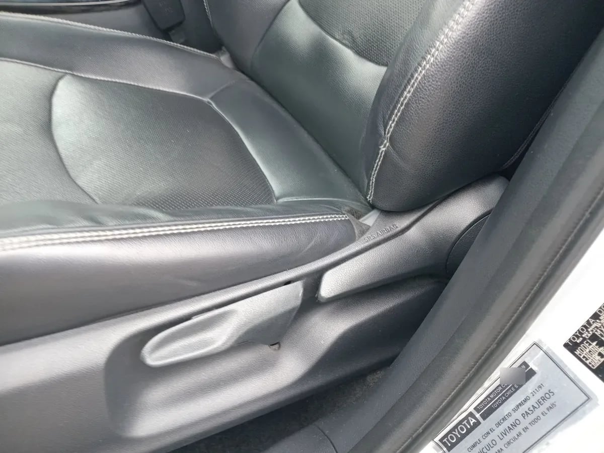 Toyota Corolla Cross 2.0 Seg 4x2 Cvt At 5p año 2023