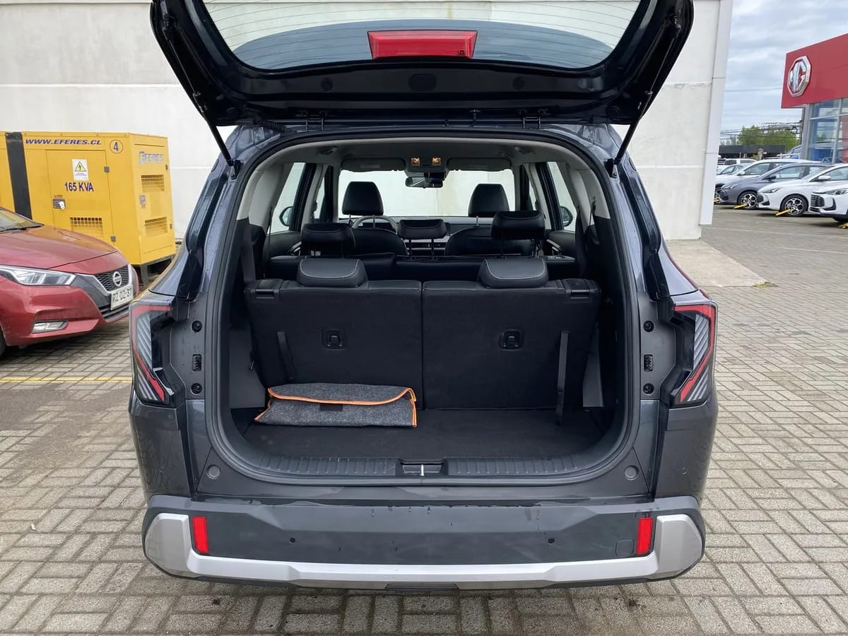 Kia Carens 1.5t Ex Full 4x2 7dct At 5p año 2026