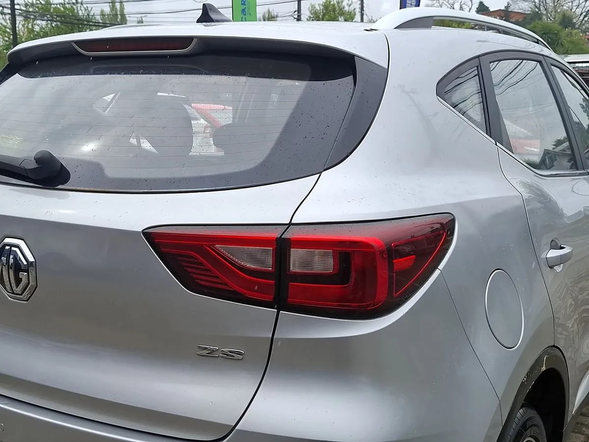 MG Mg Zs 1.5 Comfort 4x2 At 5p año 2021