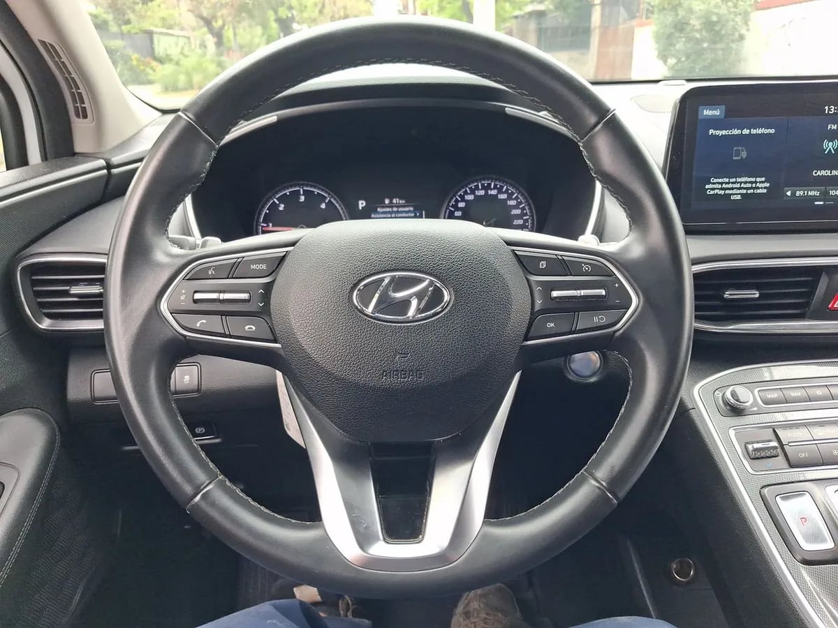 Hyundai Santa Fe 2.2 Value Fl Crdi Diesel 4wd At 5p año 2024