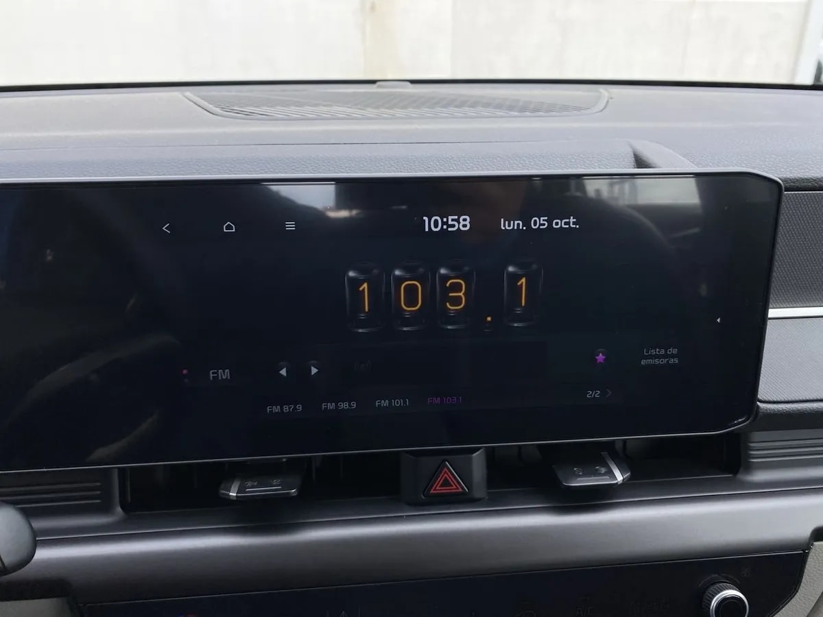 Kia Carens 1.5t Ex Full 4x2 7dct At 5p año 2026