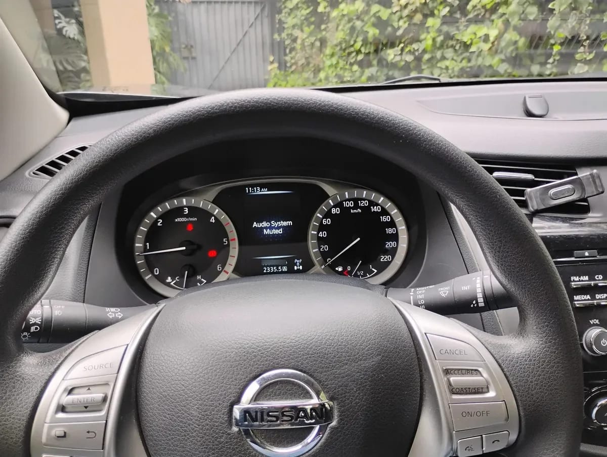 NISSAN NP300 2.3 D Navara Dc Xe Mt 4x4 Diesel año 2020