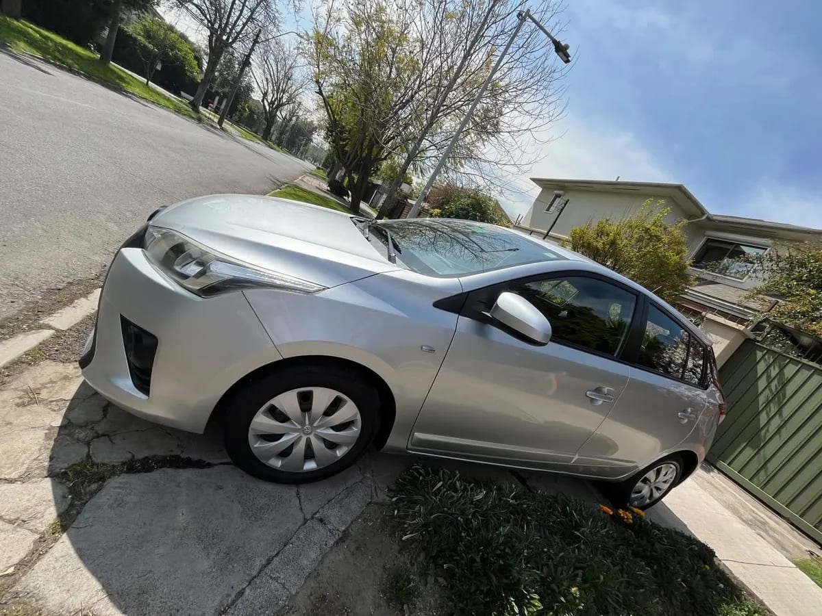 Toyota Yaris 1.5 Sport Gli 15hpe0 At año 2018