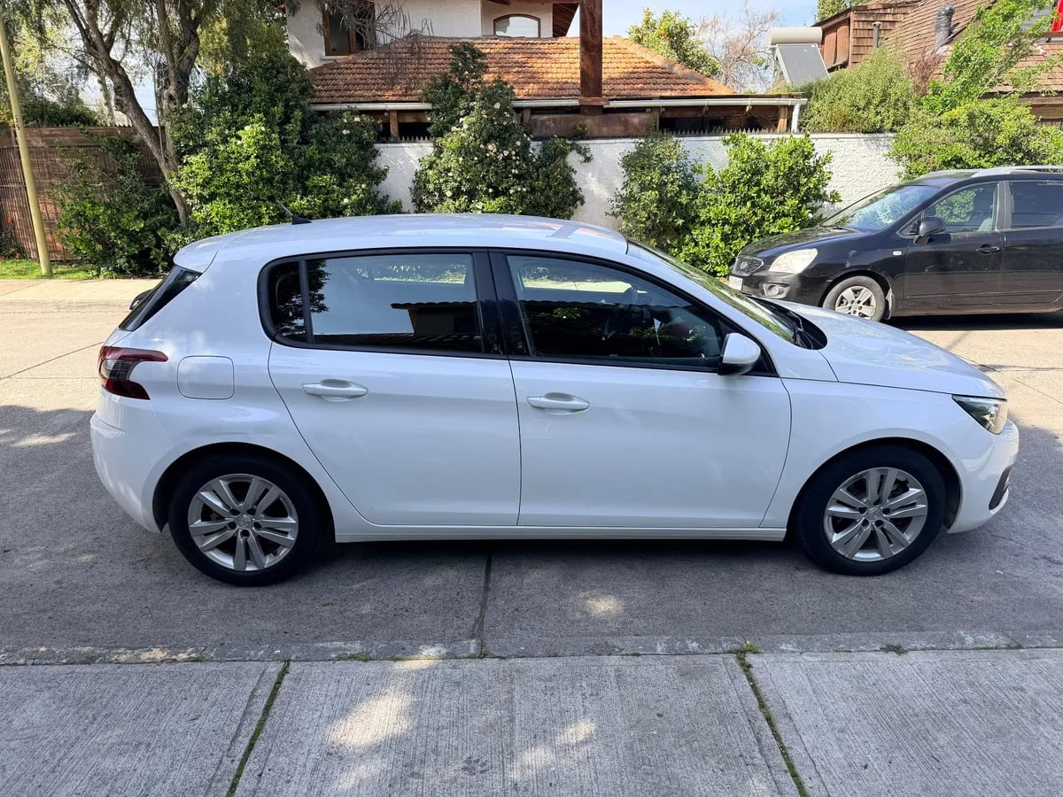PEUGEOT 308 1.5 Active Pack Bluehdi 130 Mt Diesel año 2021
