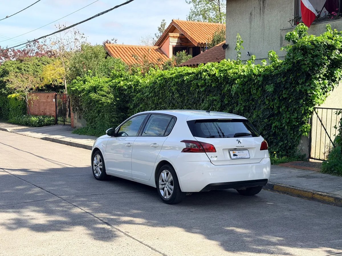PEUGEOT 308 1.5 Active Pack Bluehdi 130 Mt Diesel año 2021