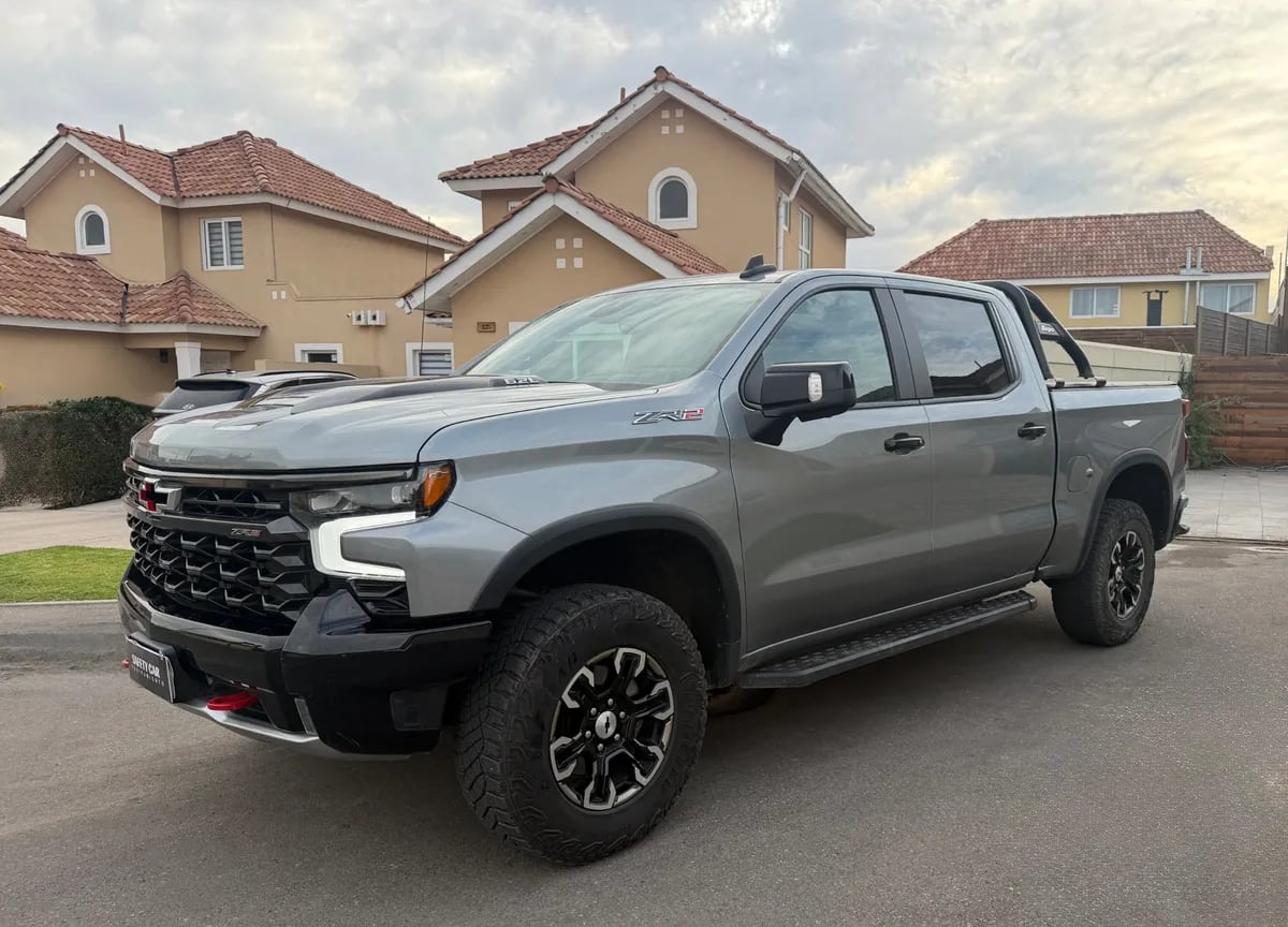 CHEVROLET SILVERADO 6.2 Zr2 At 4x4 año 2024