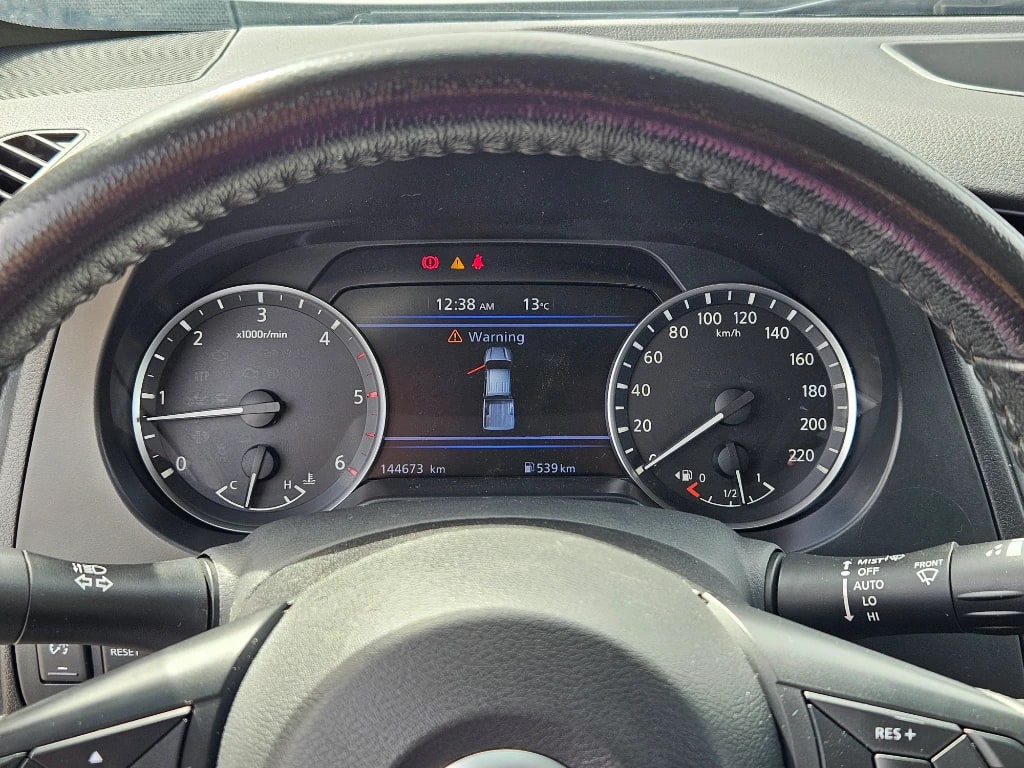 Nissan Navara Navara Dc 4x2 2.3tdi Xe año 2021