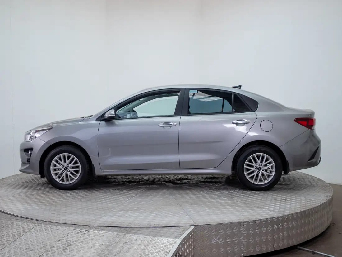 Kia Rio 4 1.4 Ex Full Mt año 2023