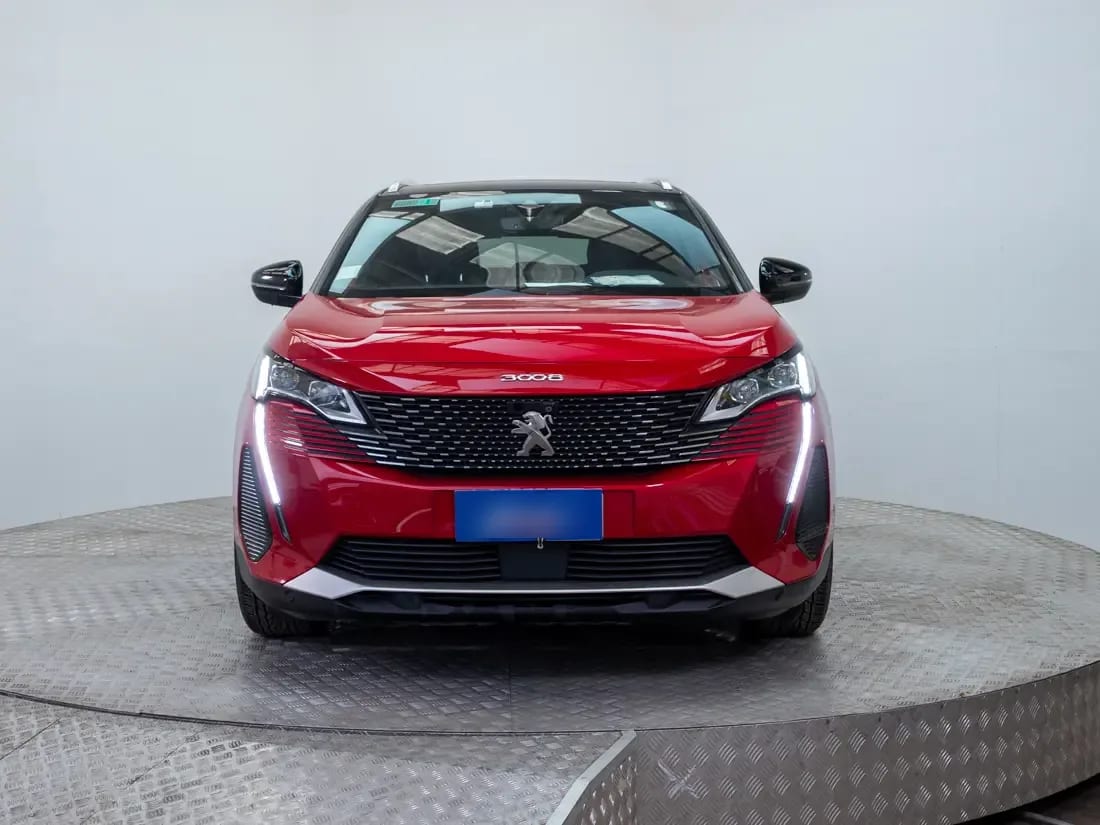 Peugeot 3008 3008 Hybrid 300 4x4 1.6 Aut año 2025