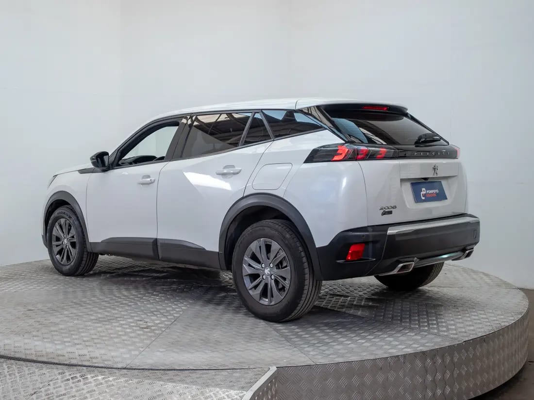 Peugeot New 2008 1.2 Active Pack Puretech 130 Mt año 2023