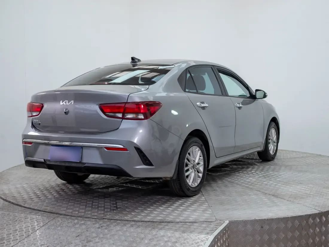 Kia Rio 4 1.4 Ex Full Mt año 2023