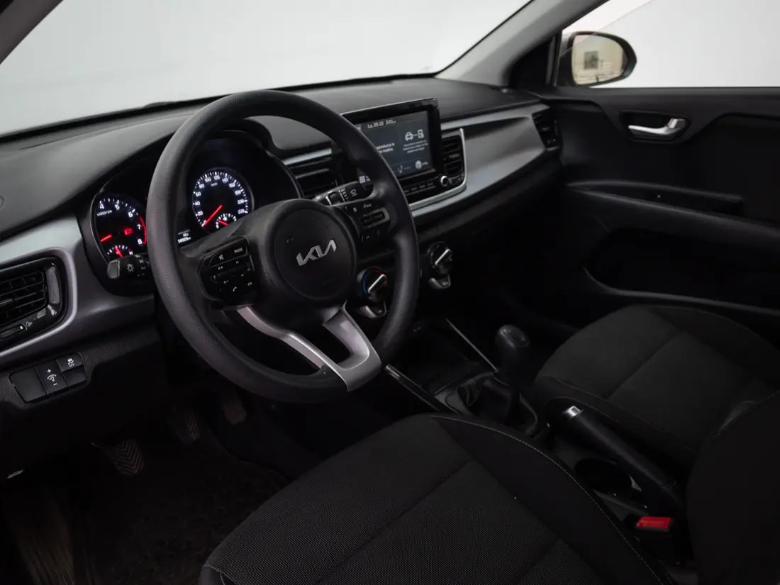Kia Rio 4 1.4 Ex Full Mt año 2023