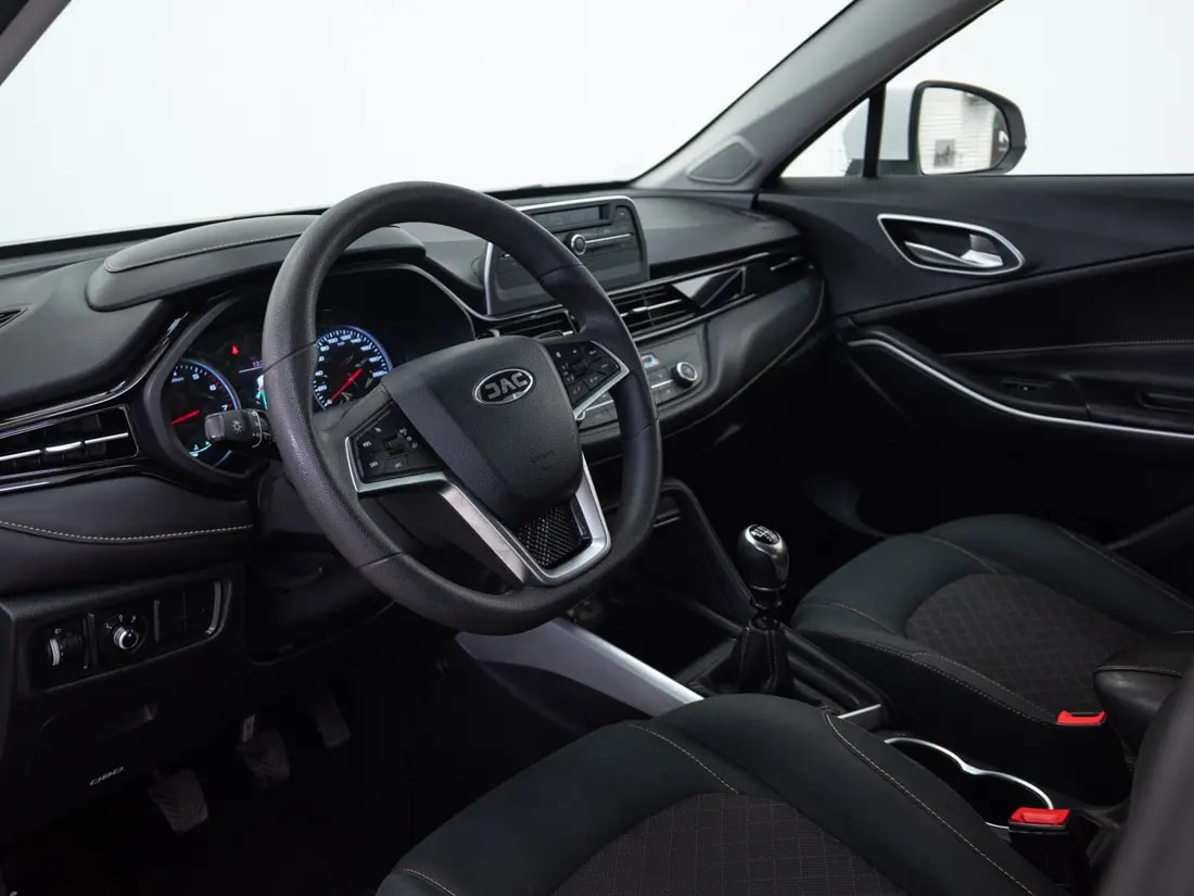 JAC Js4 Js4 1.6 Comfort Mt año 2022