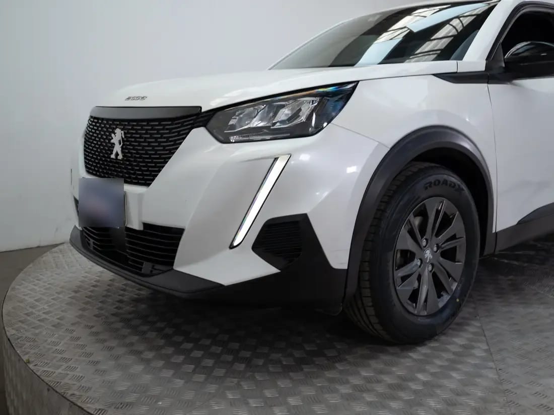Peugeot New 2008 1.2 Active Pack Puretech 130 Mt año 2023