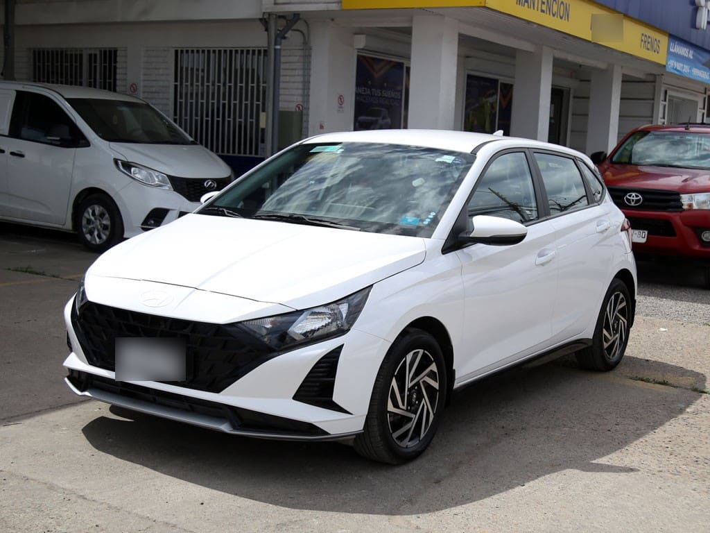 Hyundai I20 Mt 1.2 año 2025