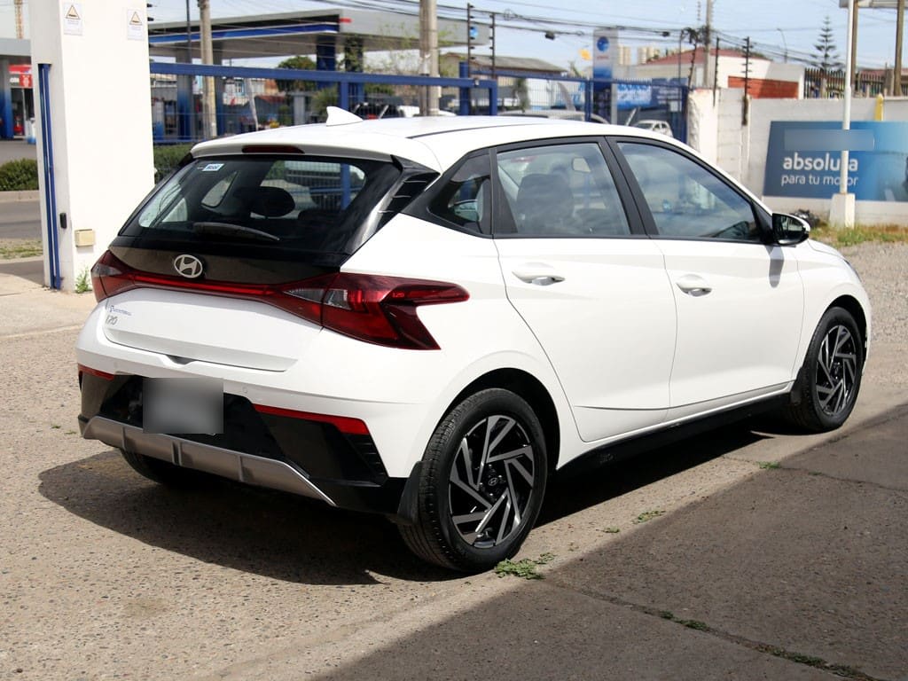 Hyundai I20 Mt 1.2 año 2025