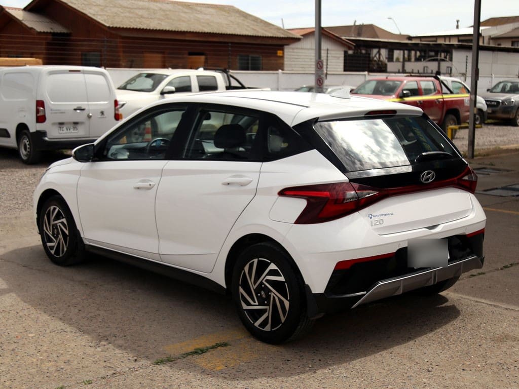 Hyundai I20 Mt 1.2 año 2025