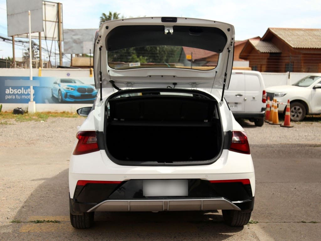 Hyundai I20 Mt 1.2 año 2025