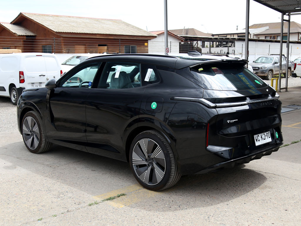 Lynk&Co 08 08 Phev año 2027