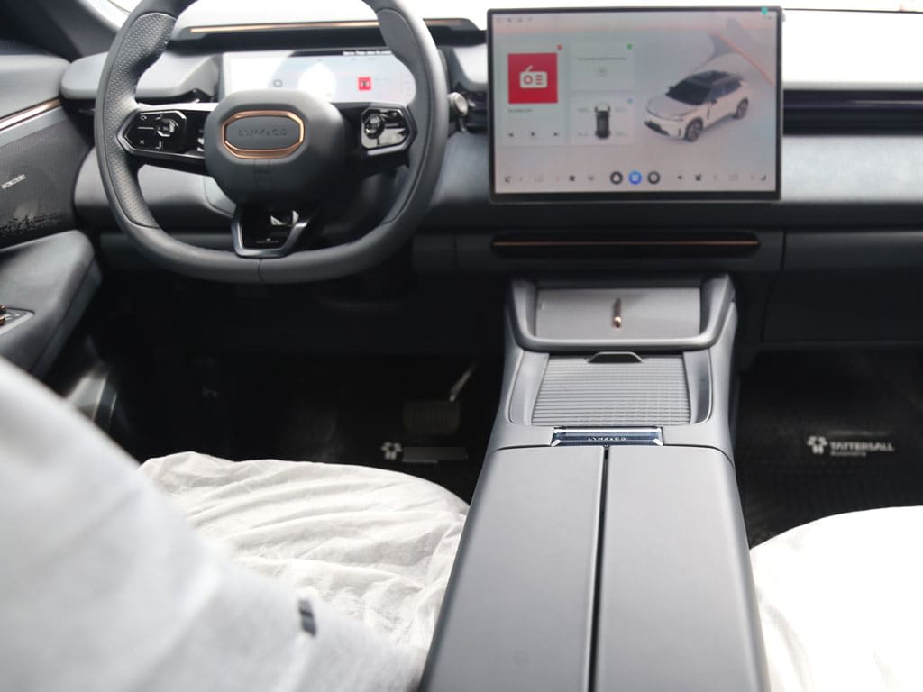 Lynk&Co 08 08 Phev año 2027