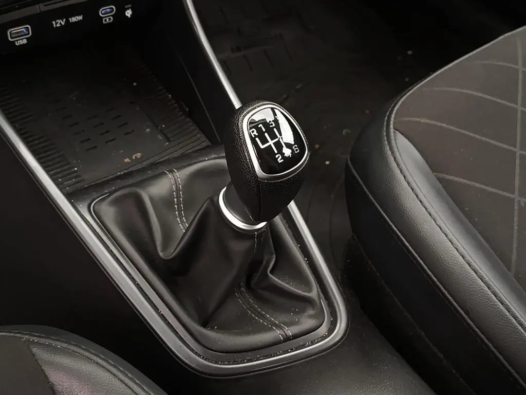 Hyundai I20 1.4 Plus Mt año 2025