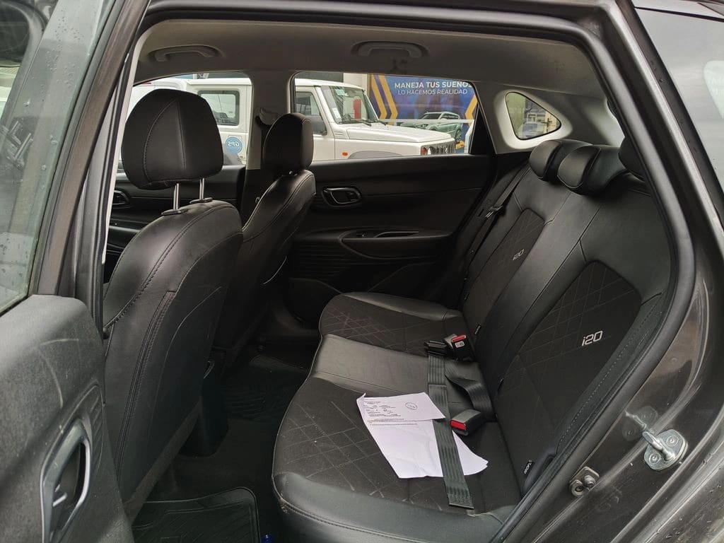 Hyundai I20 1.4 Plus Mt año 2025