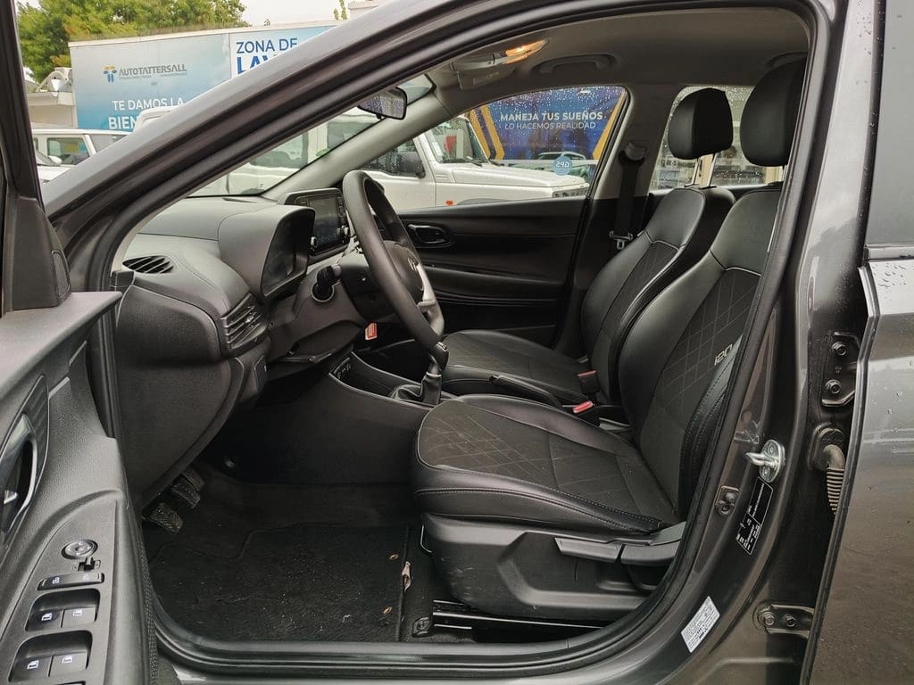 Hyundai I20 1.4 Plus Mt año 2025