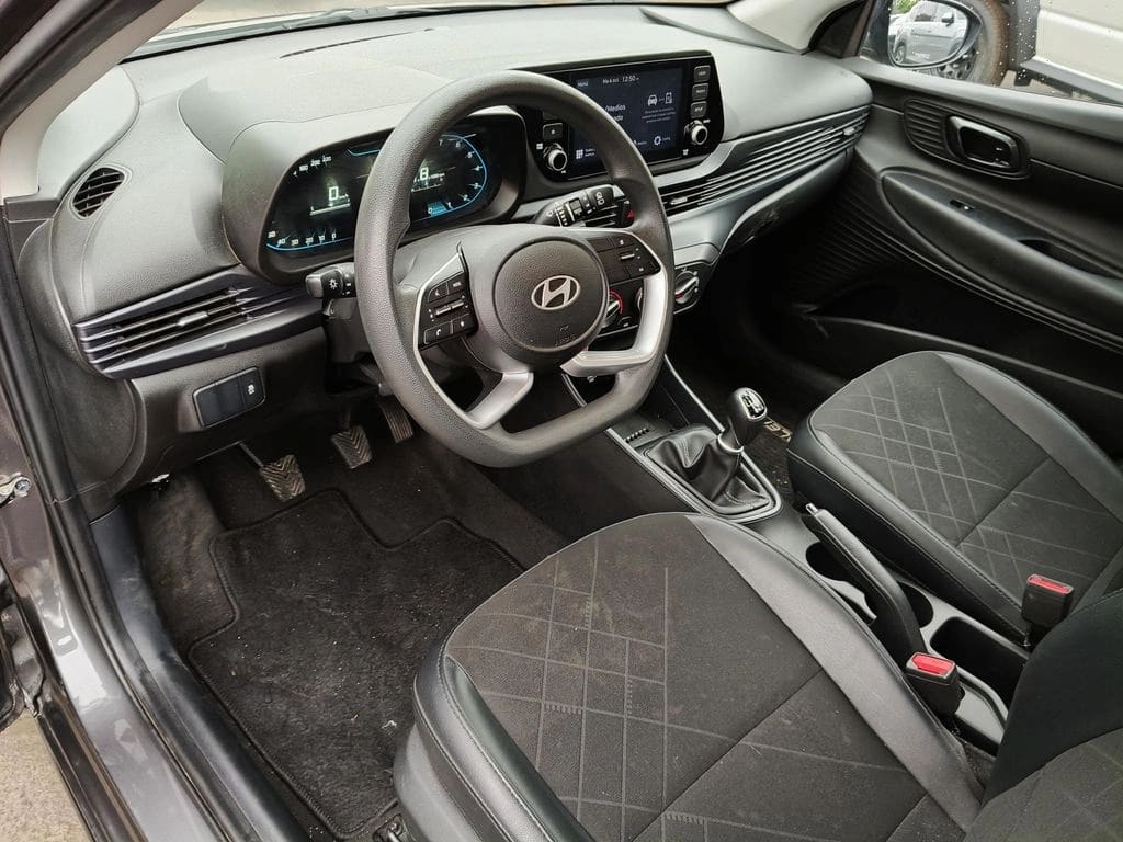 Hyundai I20 1.4 Plus Mt año 2025