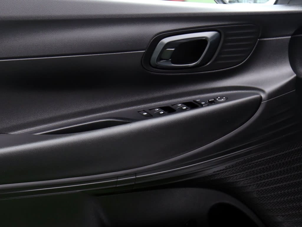 Hyundai I20 1.4 Plus Mt año 2025