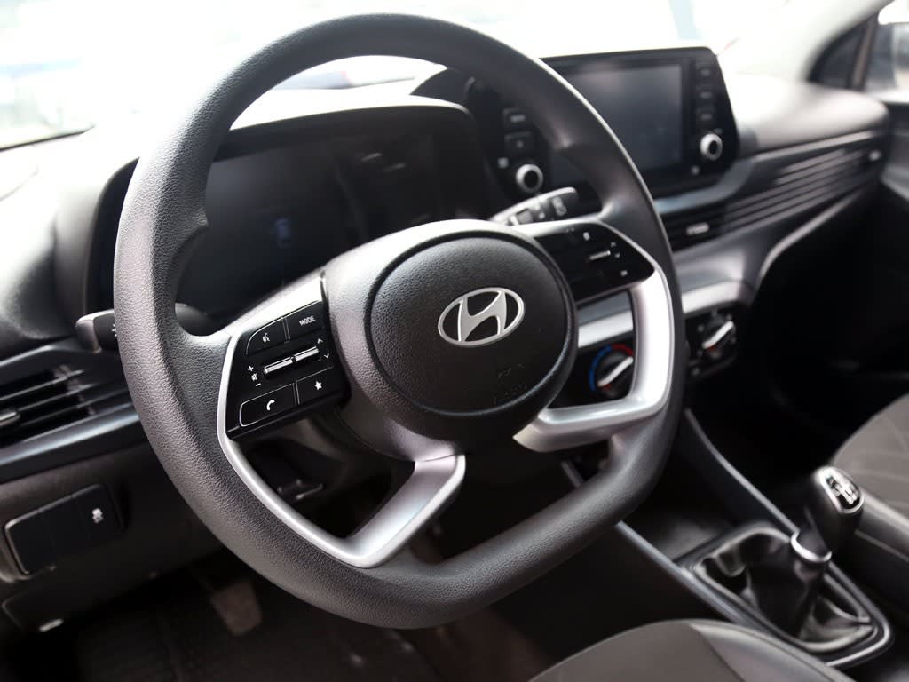 Hyundai I20 1.4 Plus Mt año 2025