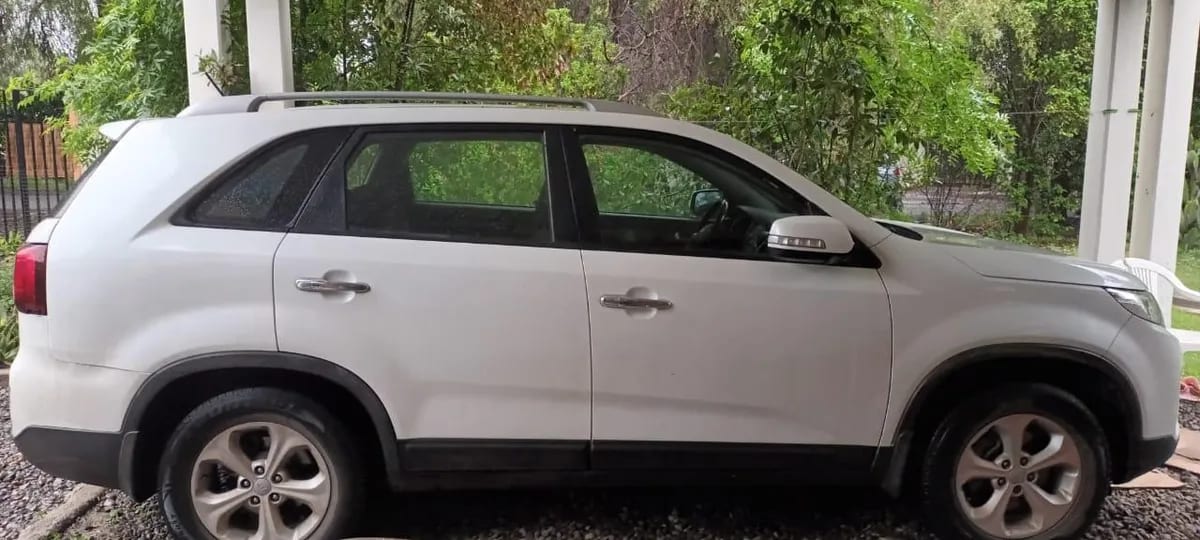 Kia Motors SORENTO 2.4 Ex 7s Mt año 2014