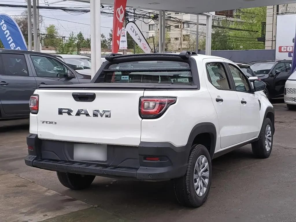 Ram 700 1.3 Slt Dc Mt año 2024