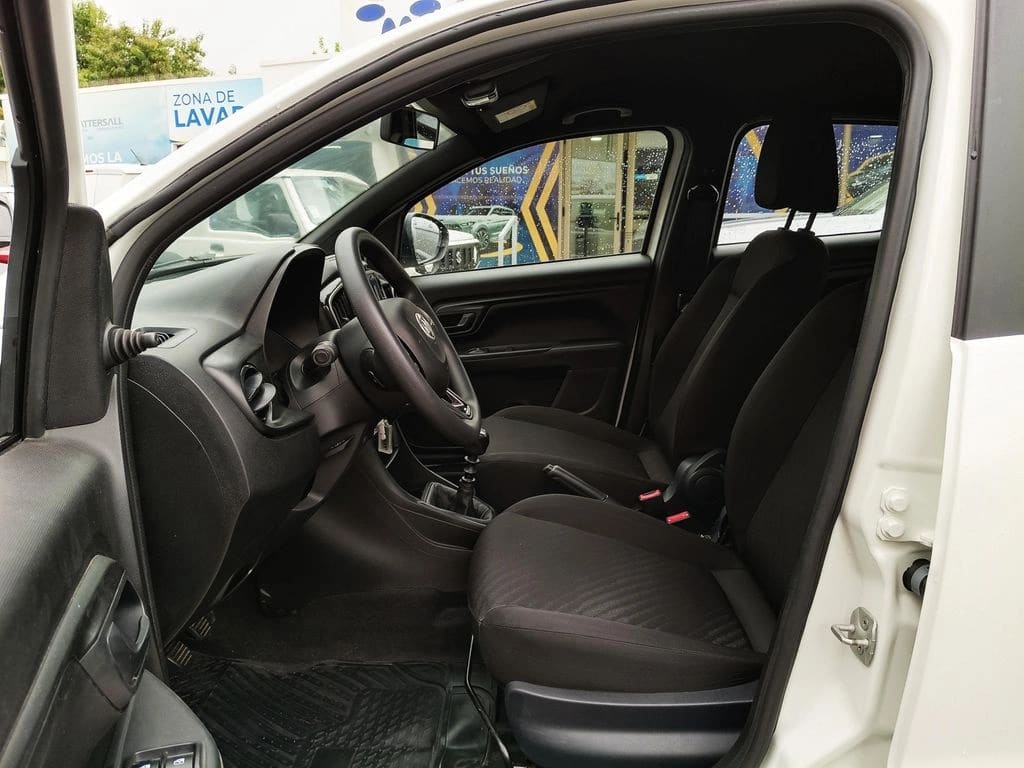 Ram 700 1.3 Slt Dc Mt año 2024