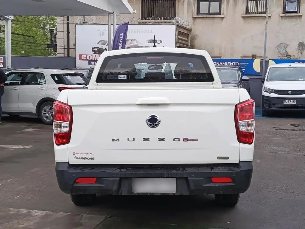 Ssangyong Musso 2.2 4x2 Mt año 2022