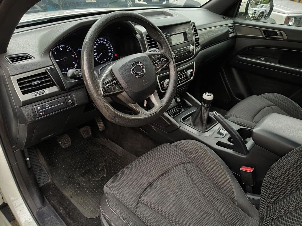 Ssangyong Musso 2.2 4x2 Mt año 2022