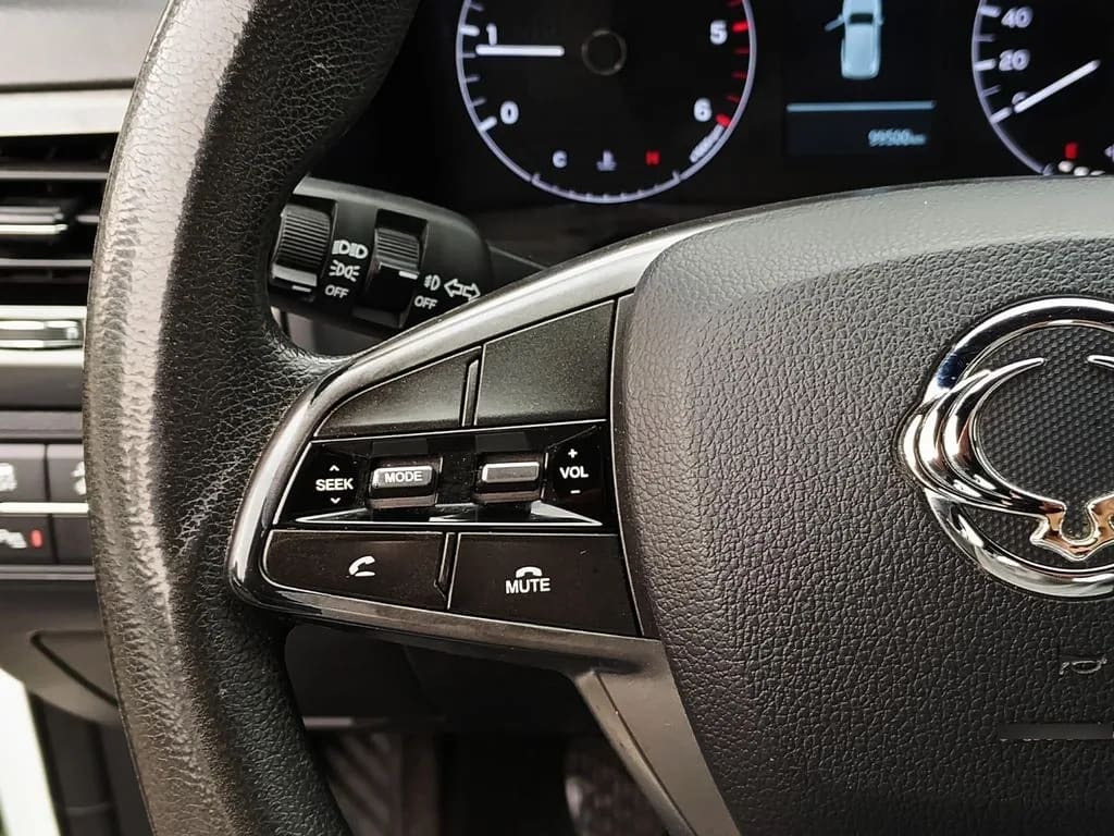 Ssangyong Musso 2.2 4x2 Mt año 2022