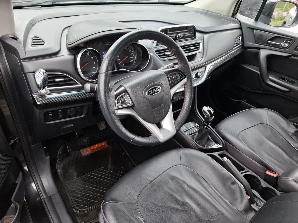 JAC Grand S3 1.6 Comfort Mt año 2020