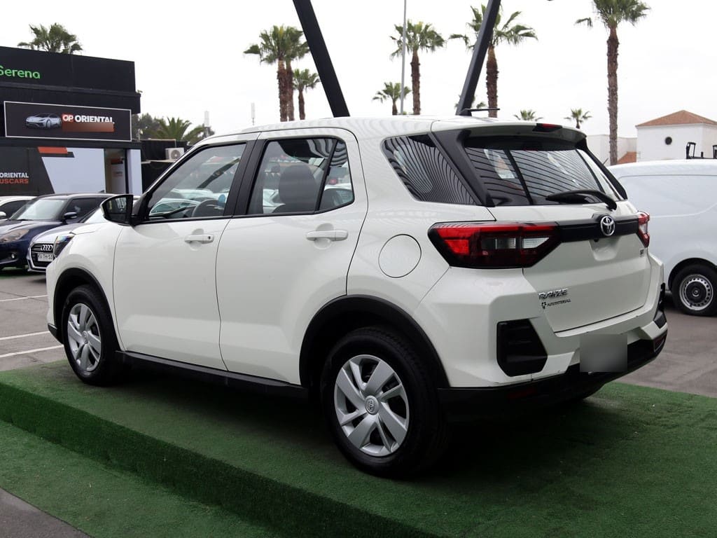 Toyota Raize 1.2 I 4x2 Mt 5p año 2025