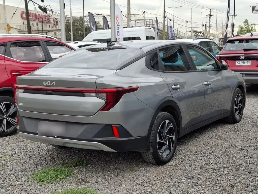 Kia K3 1.6 Ex 4x2 Mt 4p año 2024