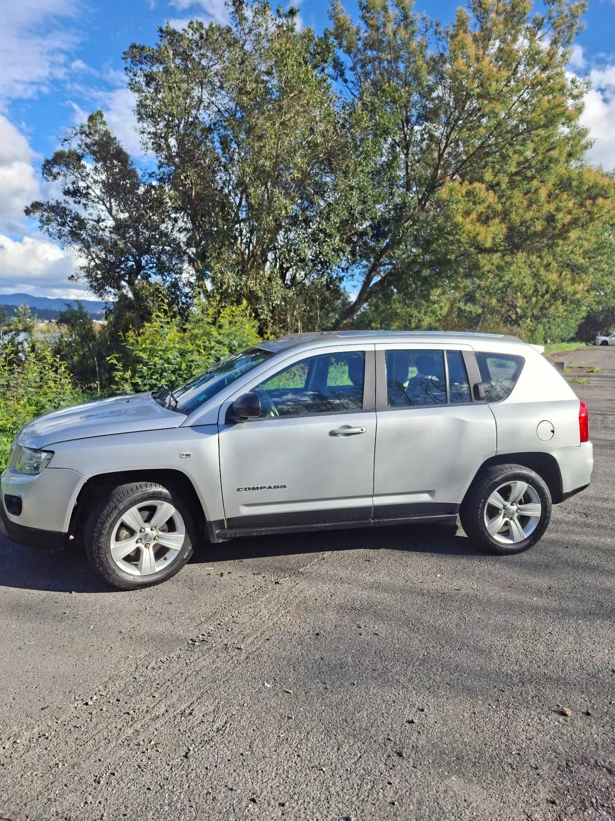 Jeep Compass 2.4 Sport At 4x4 año 2013
