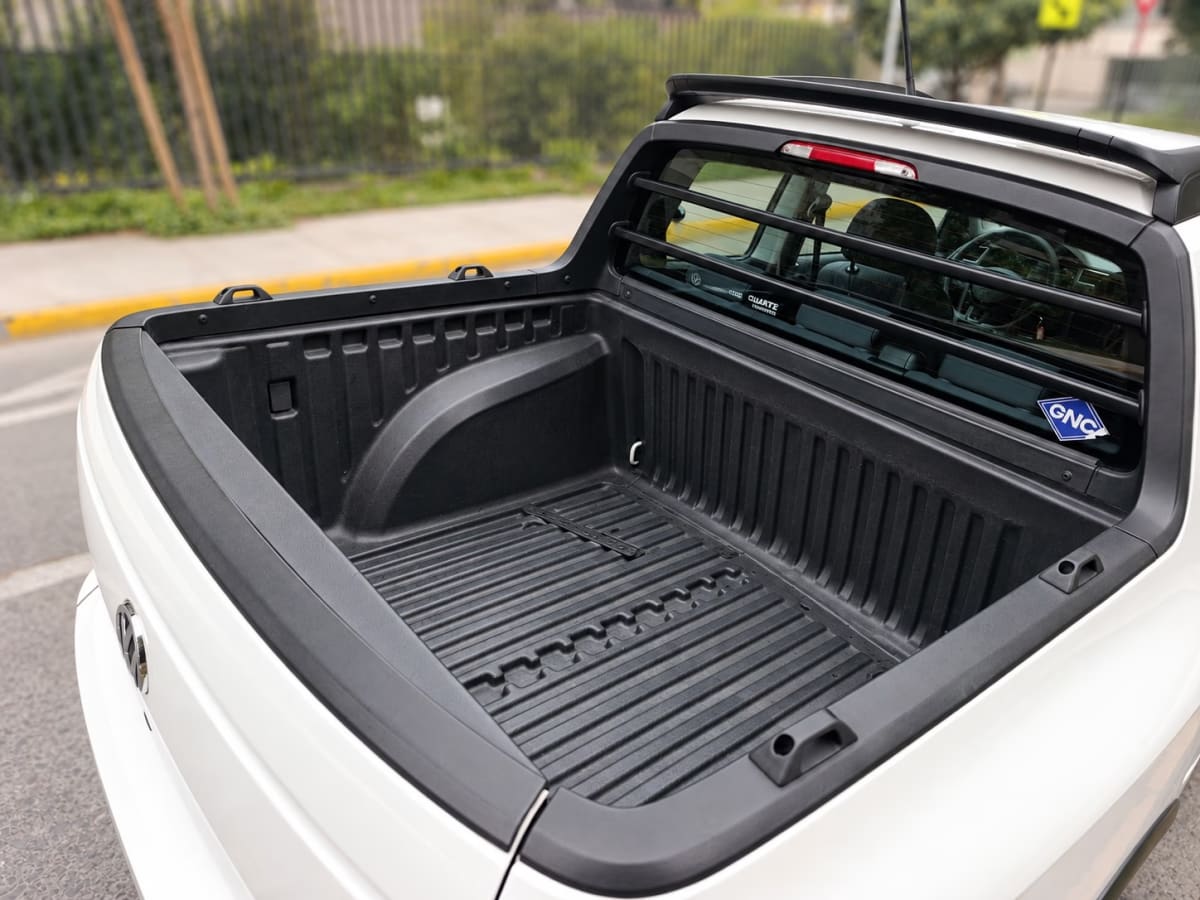 Volkswagen Saveiro 1.6 año 2022