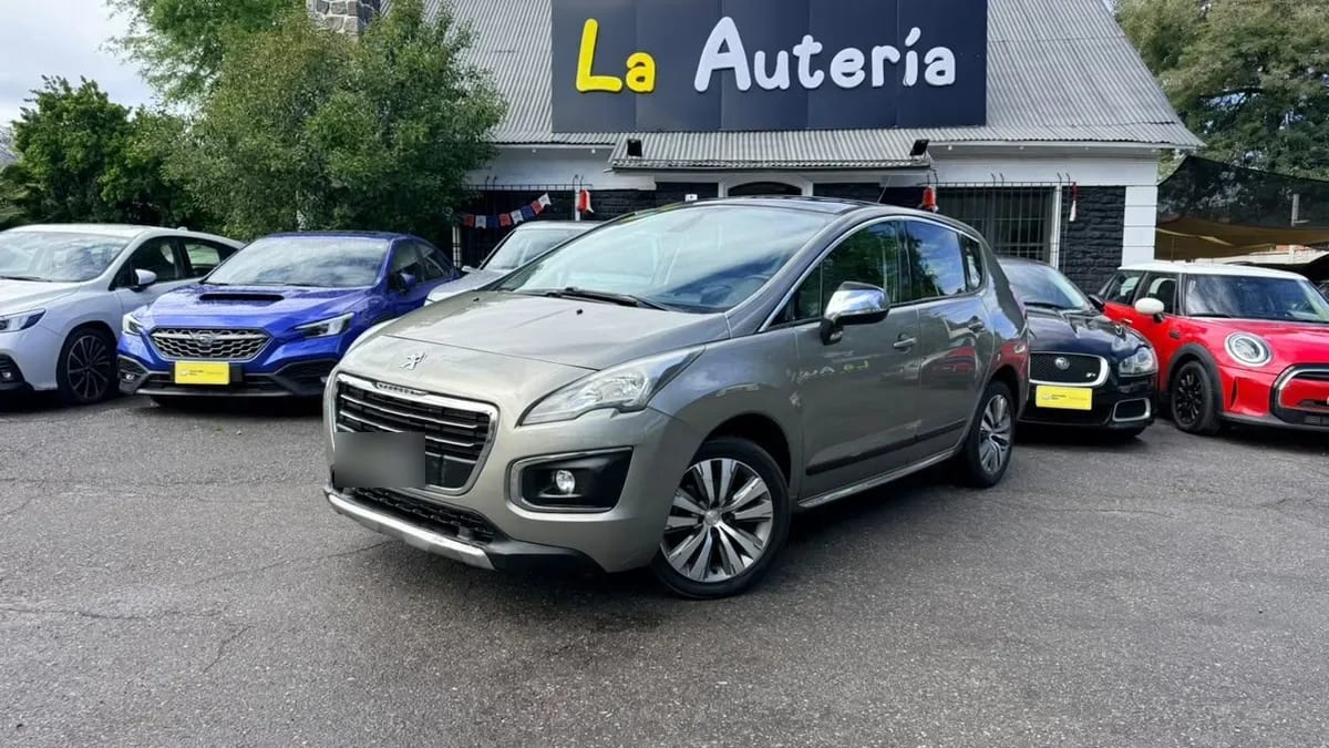 Peugeot 3008 1.6 Allure Blue-Hdi Diesel 4x2 120hp Mt 5p año 2015