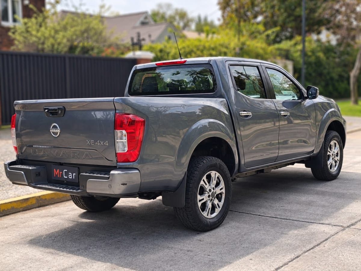 Nissan Navara Dc - Xe At 4wd año 2024