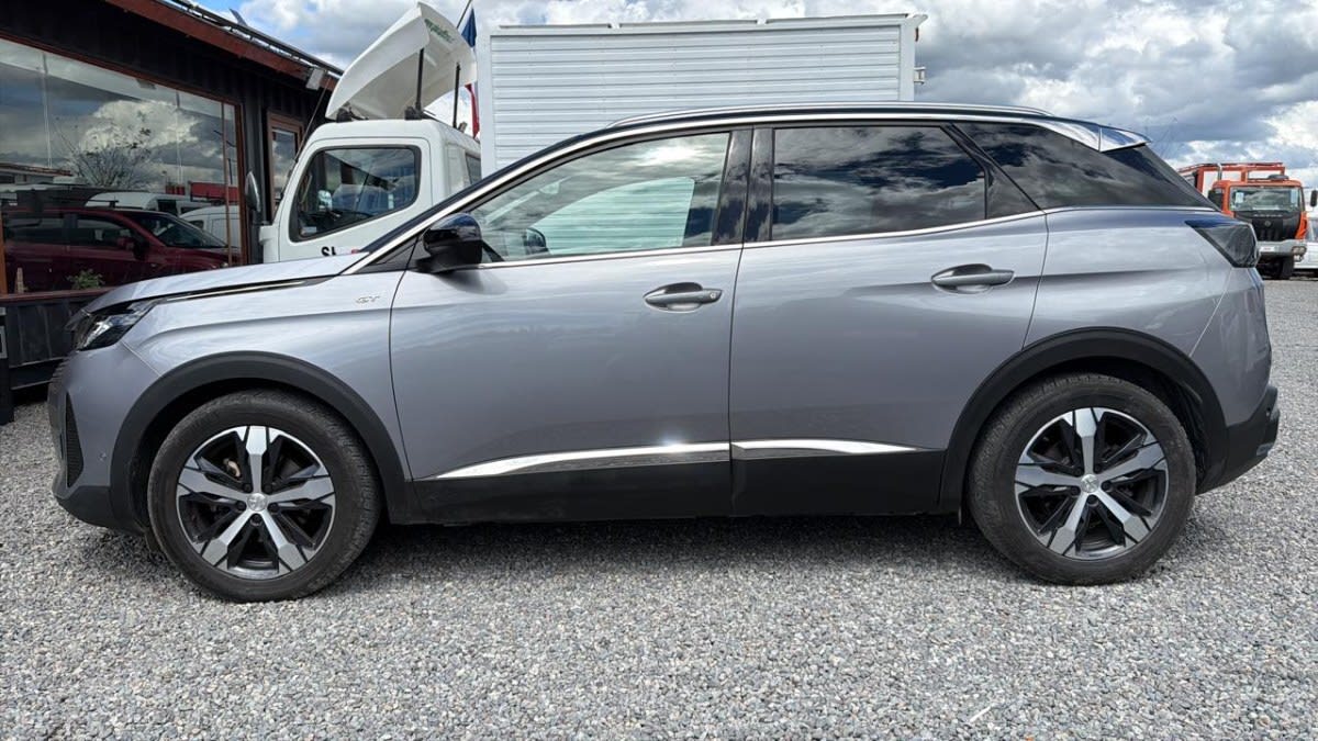 Peugeot 3008 Gt 1.5 Hdi 130 año 2022