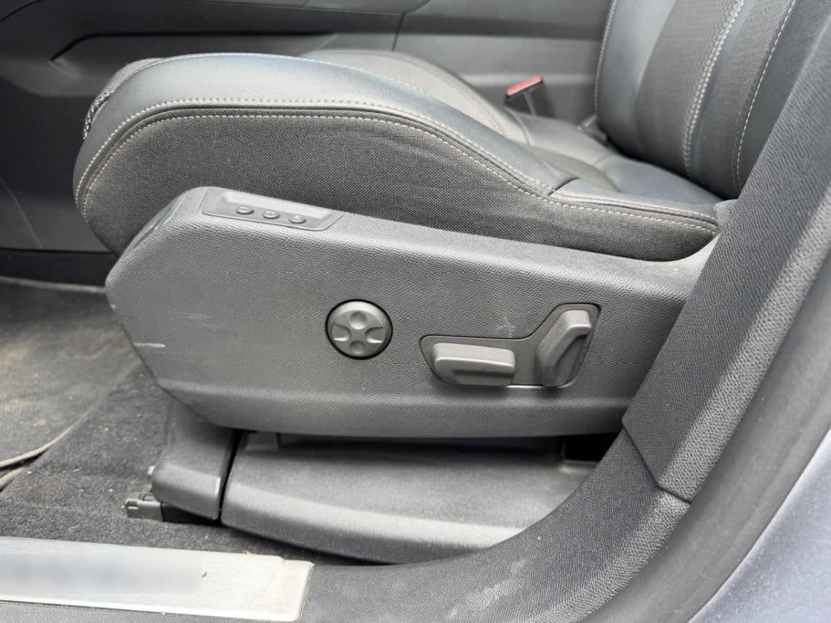Peugeot 3008 Gt 1.5 Hdi 130 año 2022