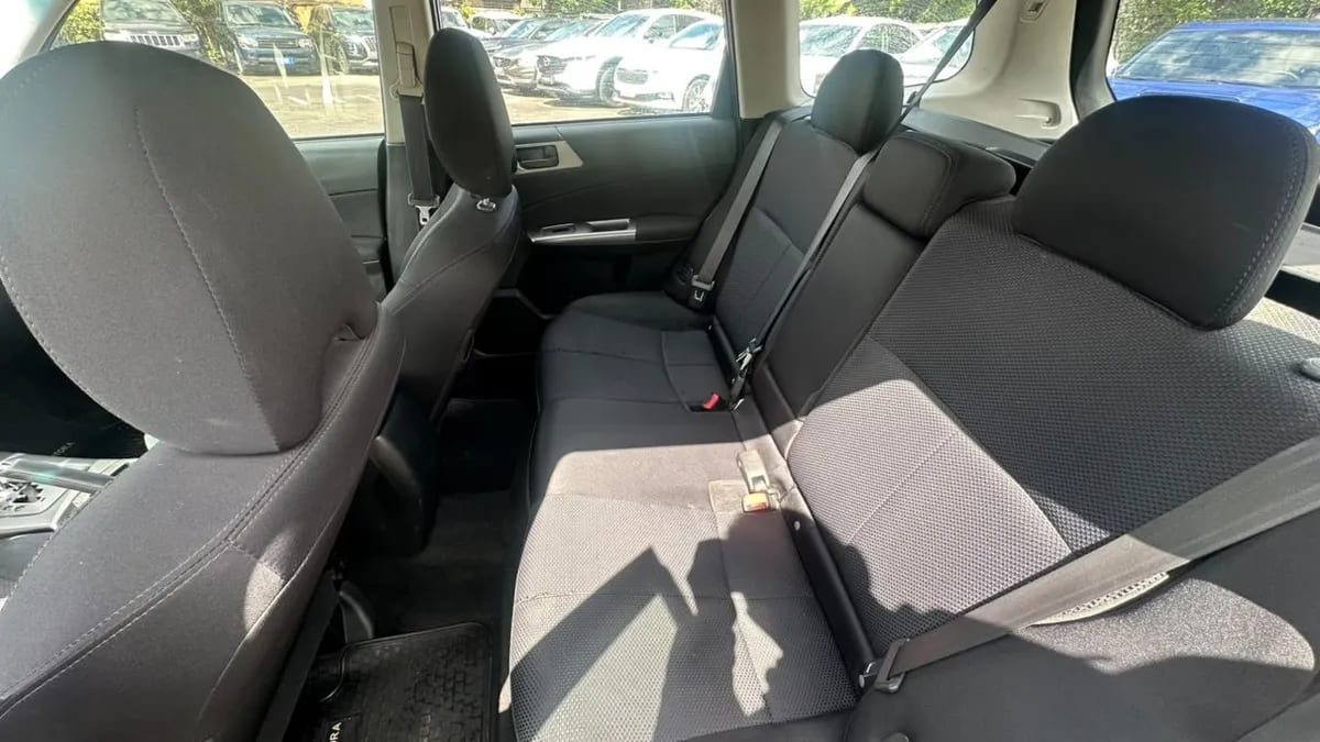 Subaru Forester 2.0 Aut año 2012